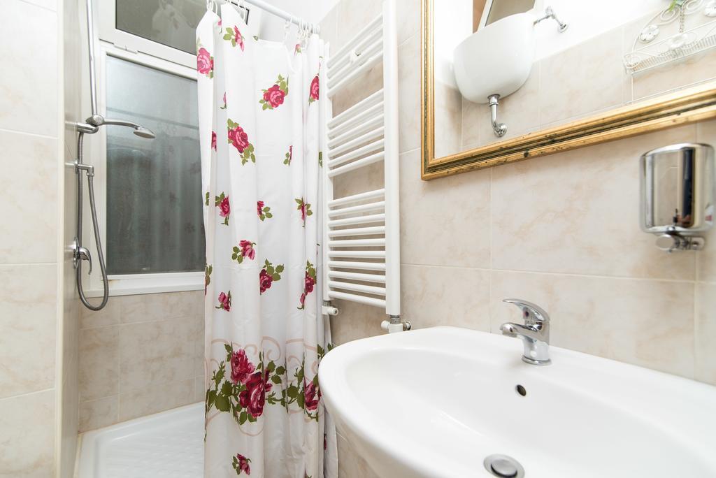 Le Rose Bed & Breakfast Rom